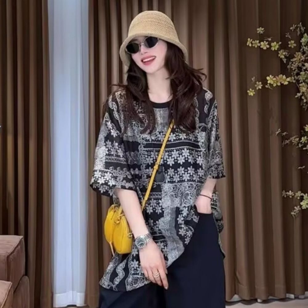 Fashion Design Bohemian Style Short-Sleeved T-Shirt For Women